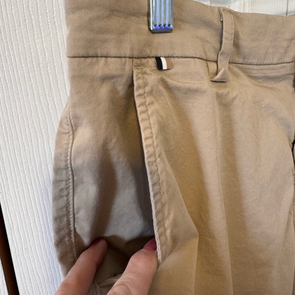 Boss Men's Classic Khaki Shorts Slice Slim Fit Size 32R 4 Pocket Button Beltloop - Picture 3 of 14